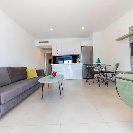 Apartment Luminous Seafront With Fascinating Sea View In The Heart Of Bodrum